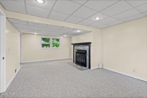 22 Collegeview Drive Albany NY 12211