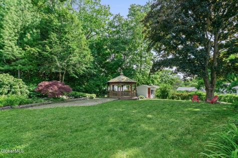 22 Collegeview Drive Albany NY 12211