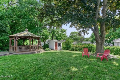22 Collegeview Drive Albany NY 12211