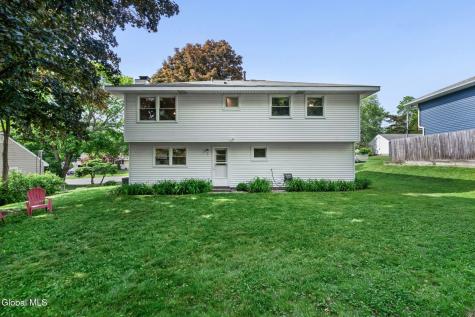 22 Collegeview Drive Albany NY 12211