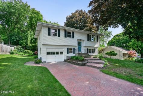 22 Collegeview Drive Albany NY 12211