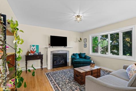 22 Collegeview Drive Albany NY 12211