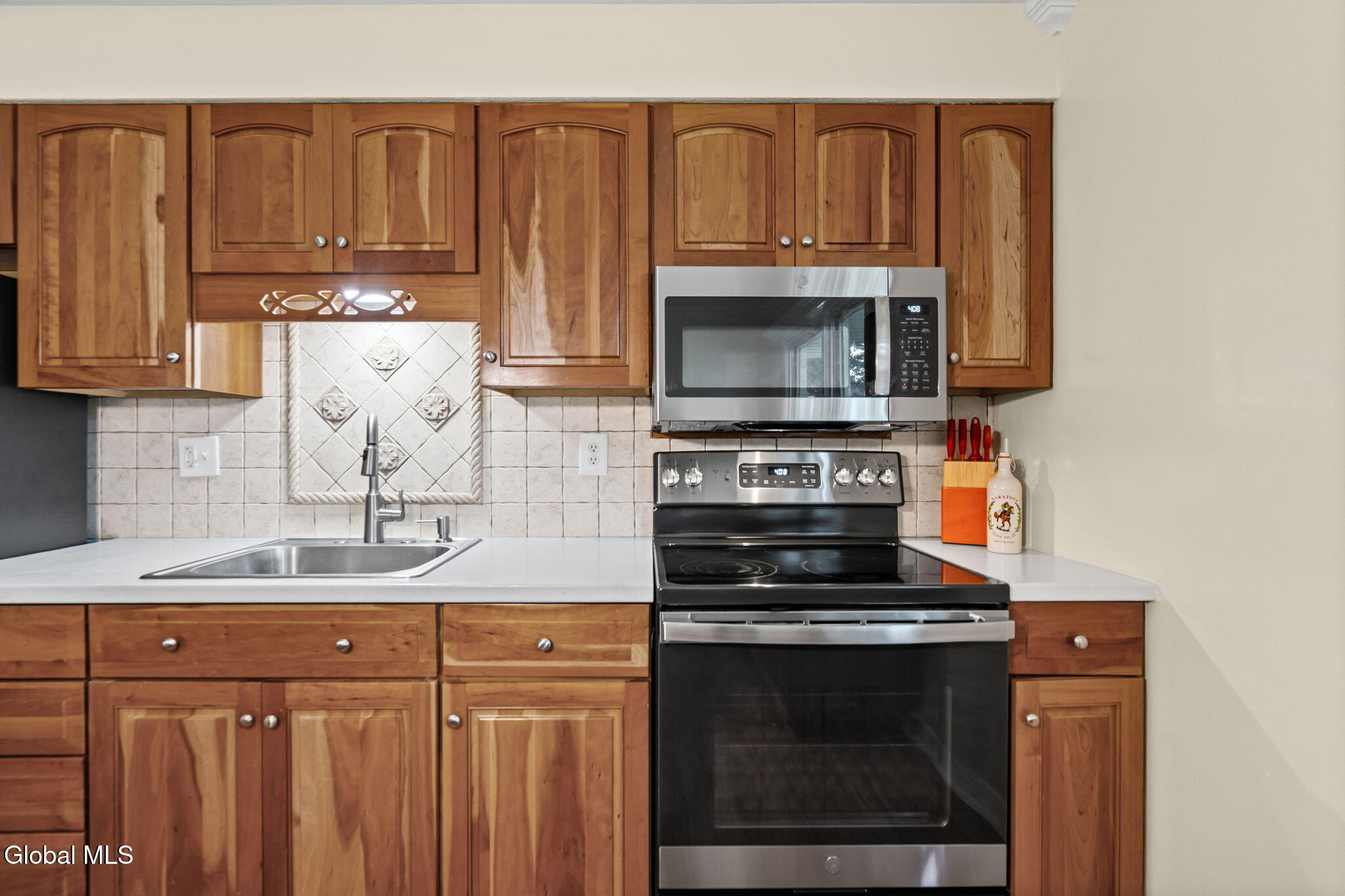 22 Collegeview Drive Albany NY 12211