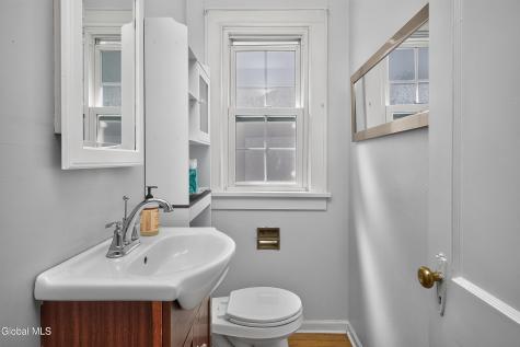 1165 Highland Park Road Schenectady NY 12309