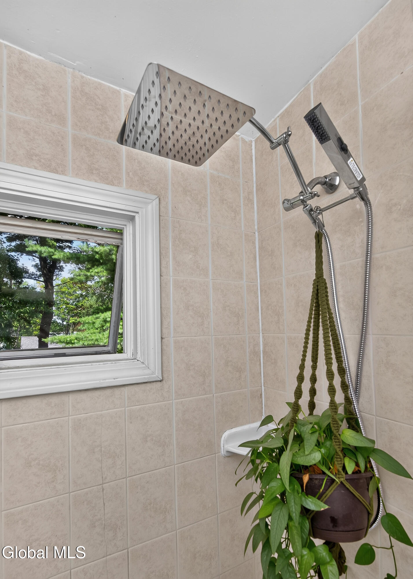 1165 Highland Park Road Schenectady NY 12309