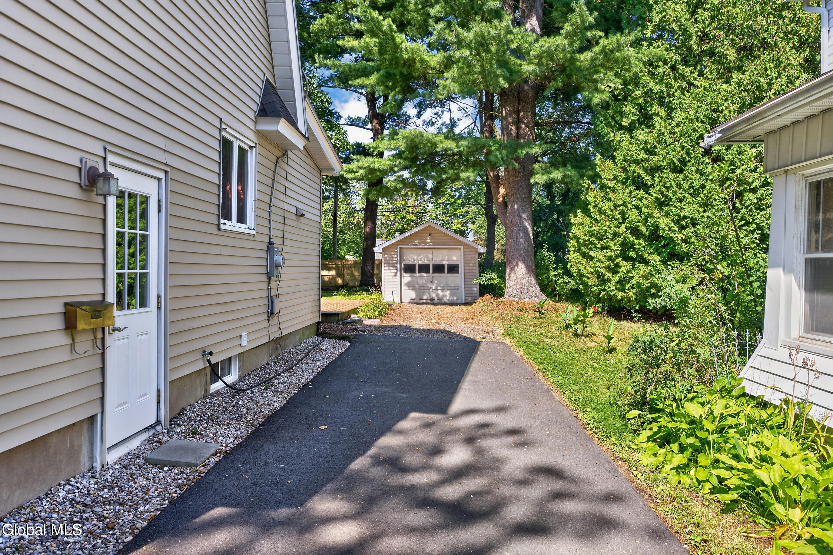 1165 Highland Park Road Schenectady NY 12309