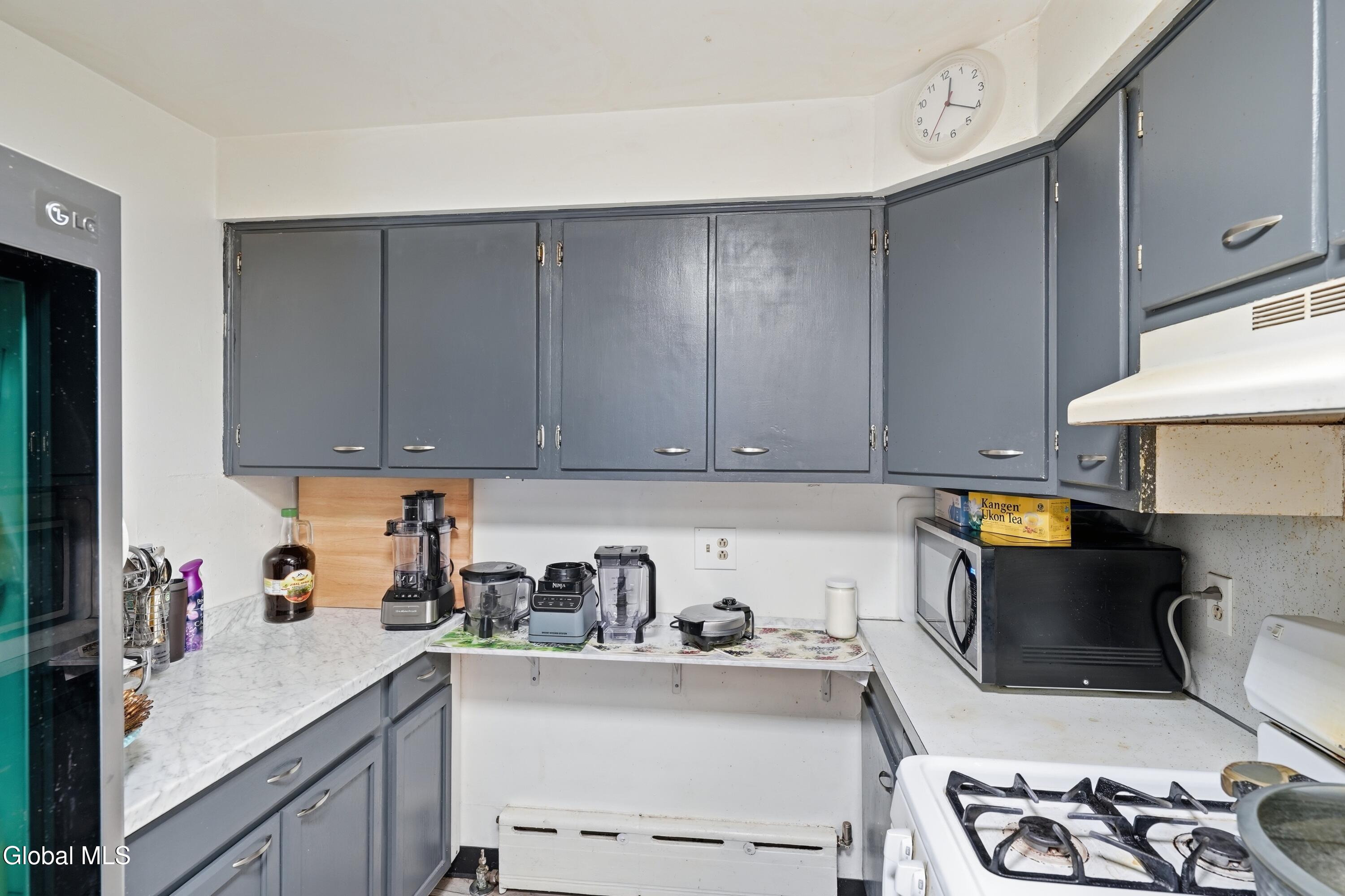 942 Central Parkway Schenectady NY 12309