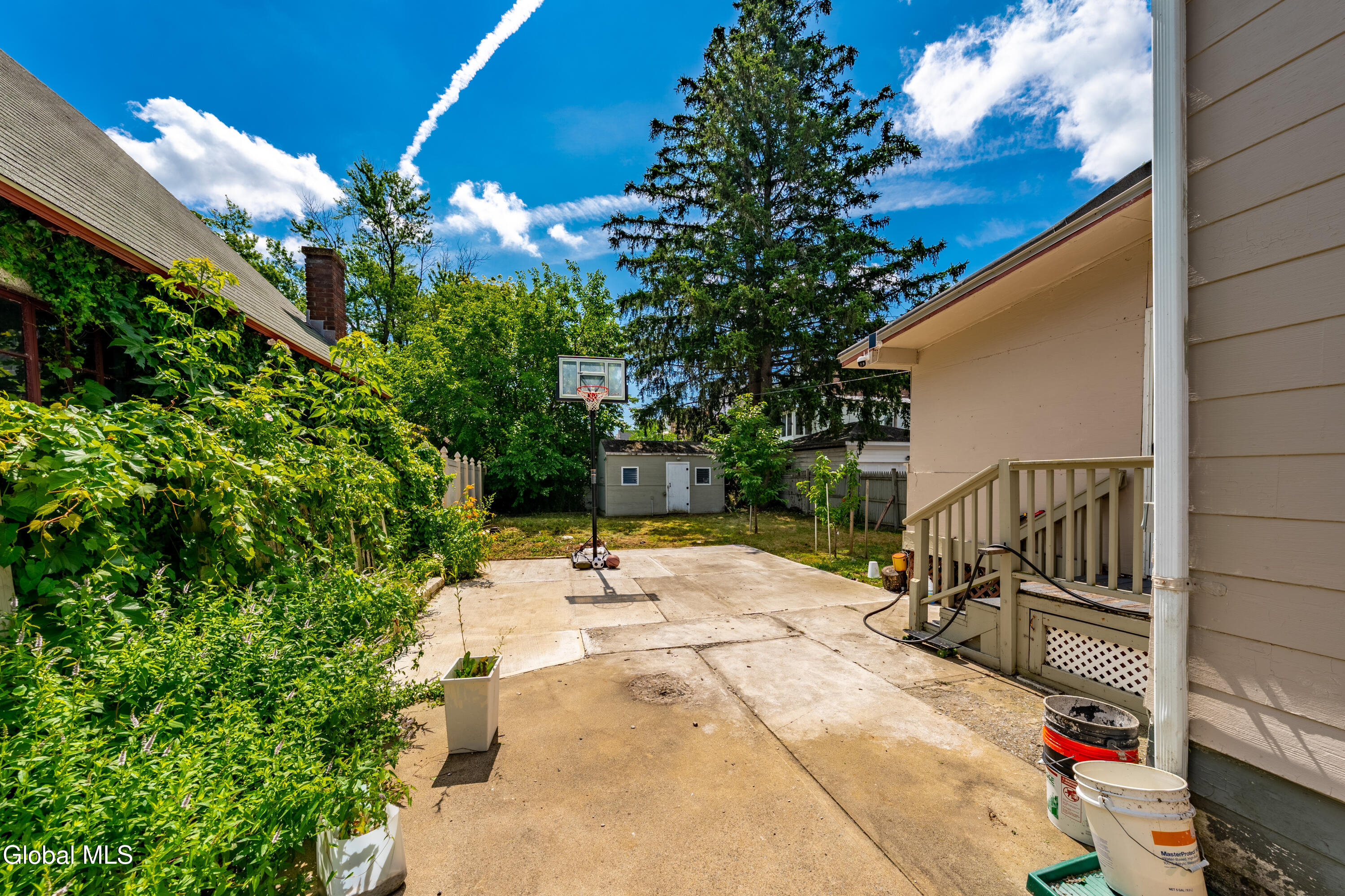 942 Central Parkway Schenectady NY 12309