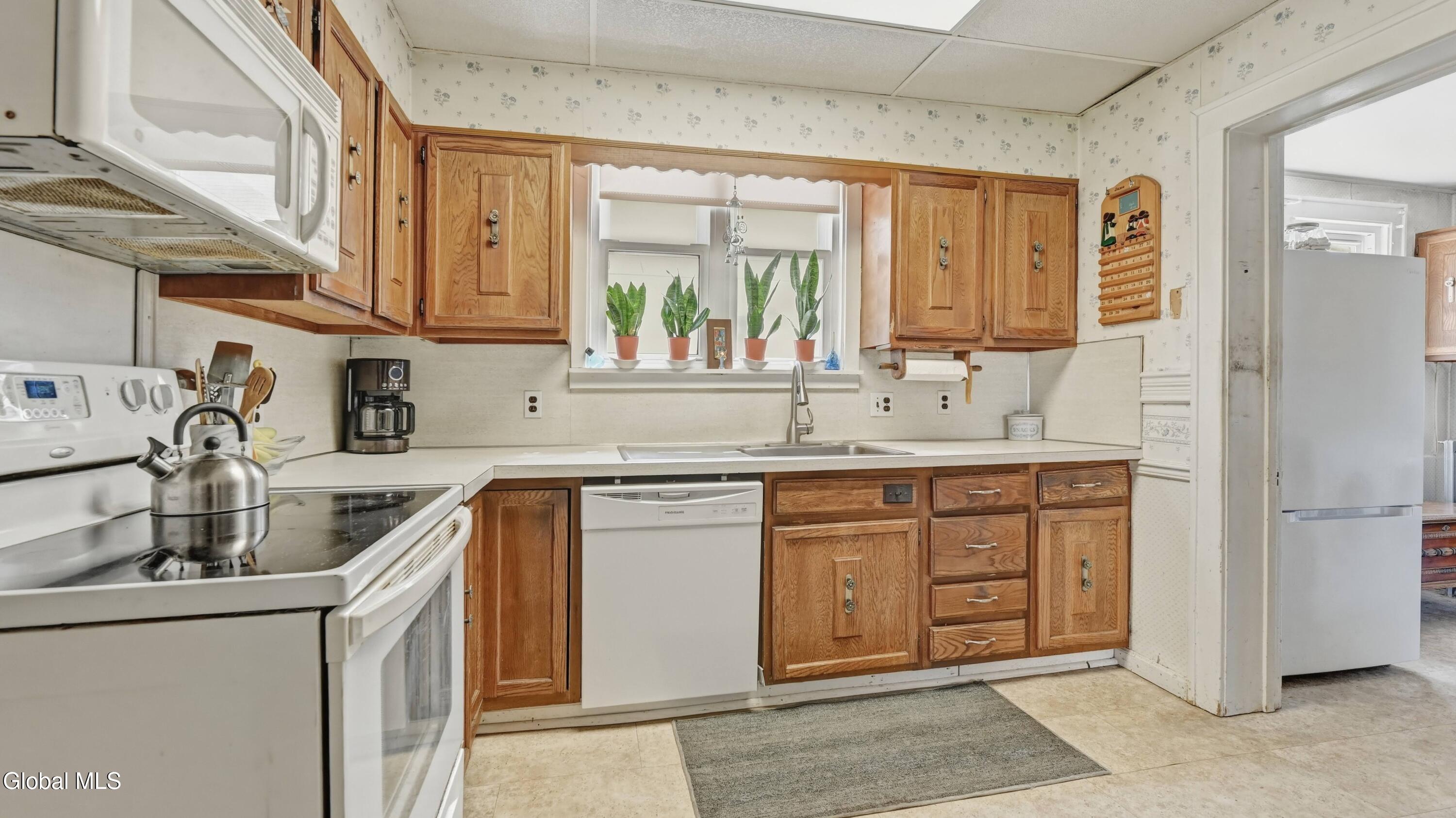 312 E Main Street Johnstown NY 12095