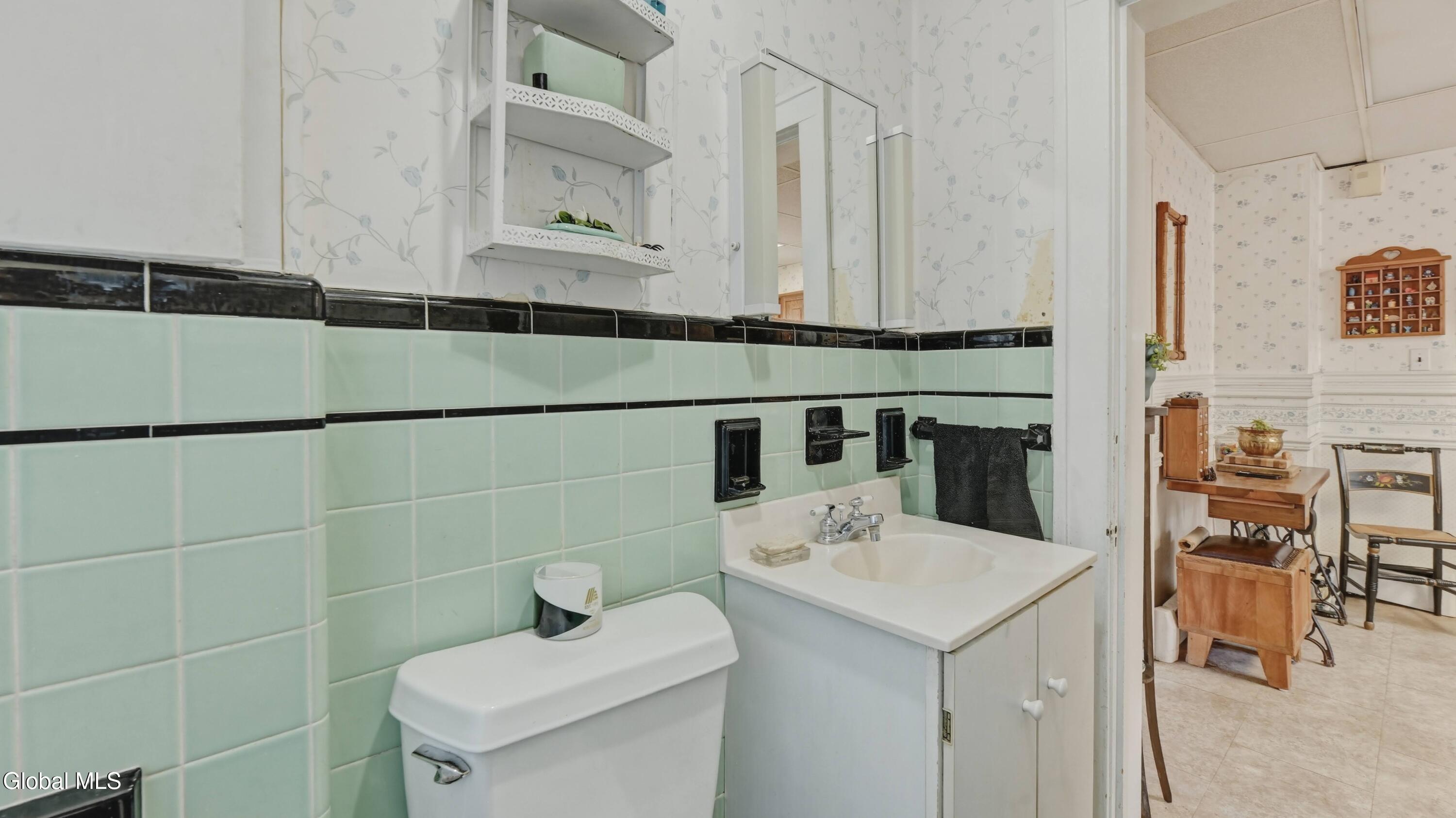 312 E Main Street Johnstown NY 12095