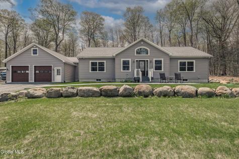 323 N Shore Rd Peck Gloversville NY 12078