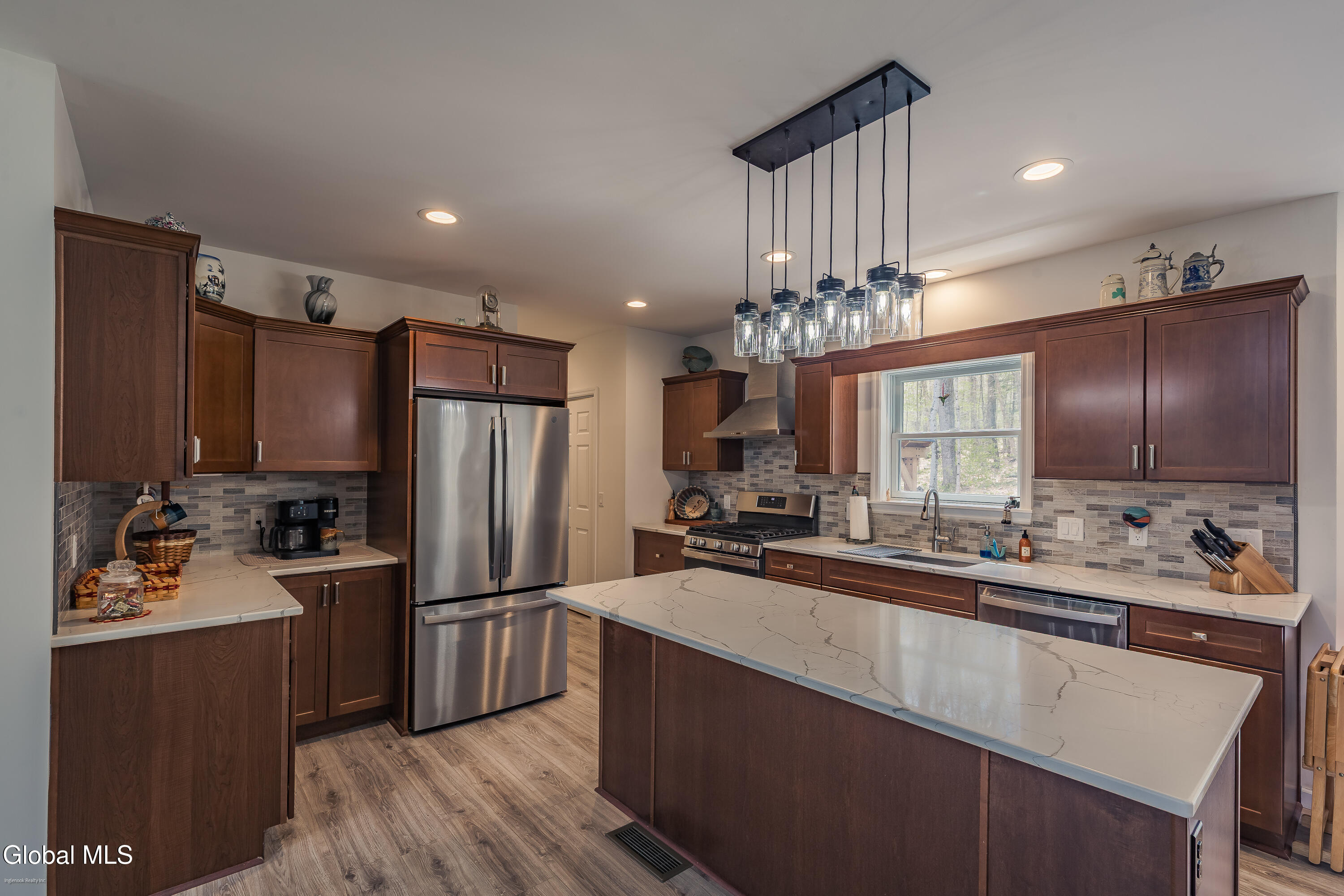 323 N Shore Rd Peck Gloversville NY 12078