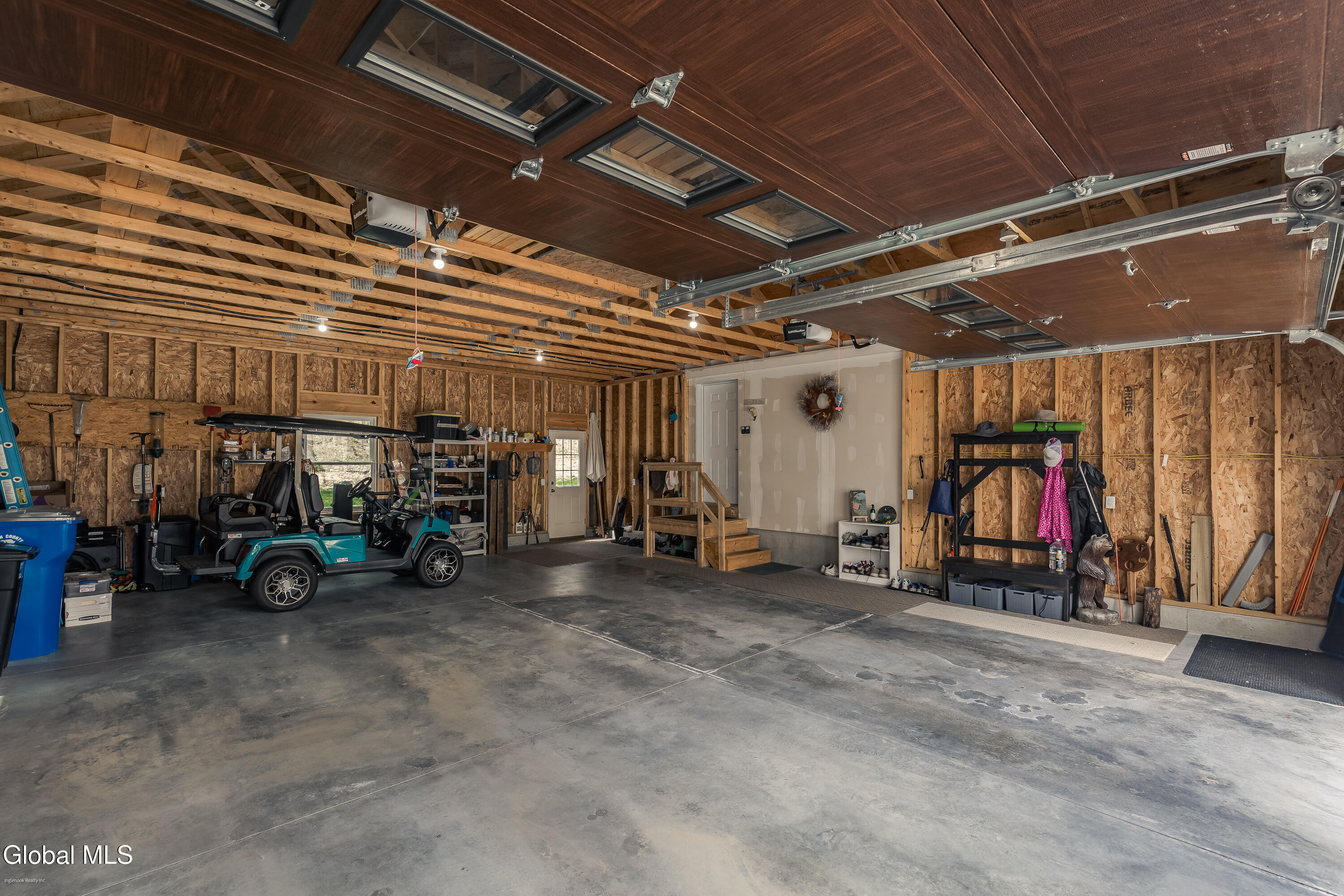 323 N Shore Rd Peck Gloversville NY 12078