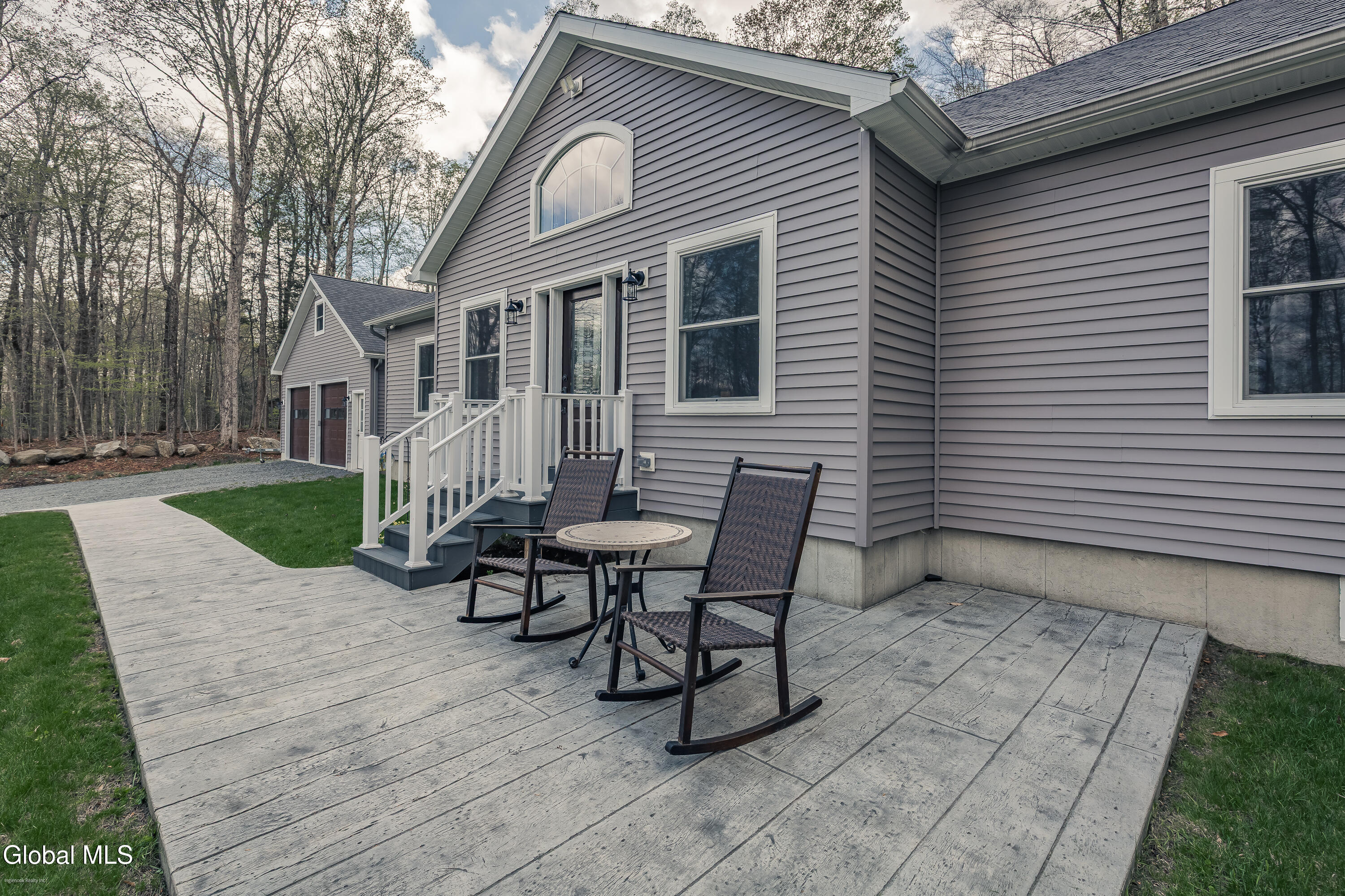 323 N Shore Rd Peck Gloversville NY 12078