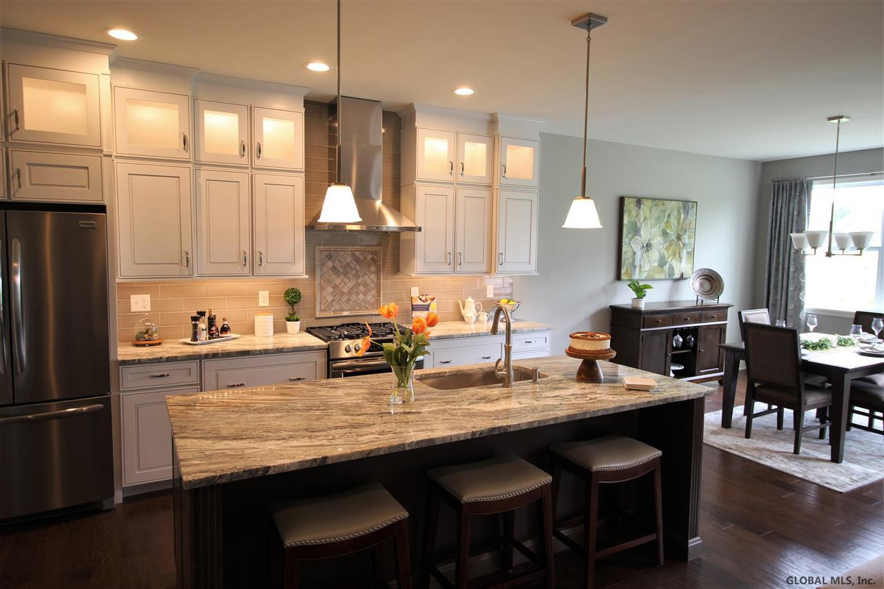 21 Wyatt's Way Clifton Park NY 12065