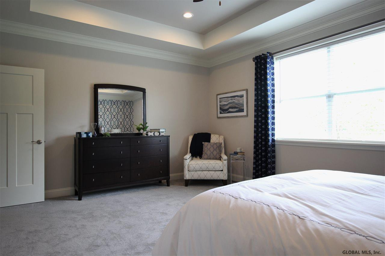 21 Wyatt's Way Clifton Park NY 12065