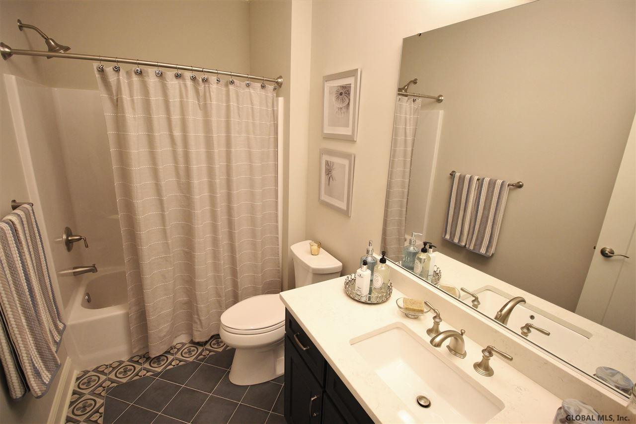 21 Wyatt's Way Clifton Park NY 12065