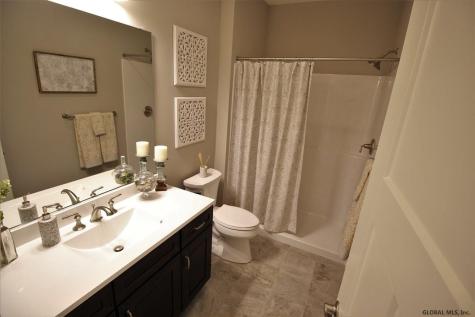 21 Wyatt's Way Clifton Park NY 12065
