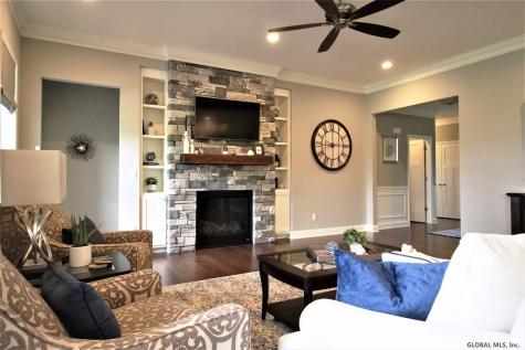 21 Wyatt's Way Clifton Park NY 12065