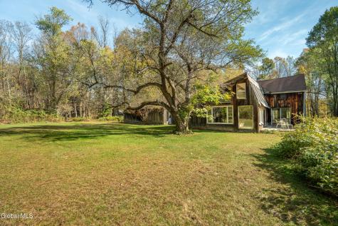 971 Turnpike Road Cambridge NY 12816