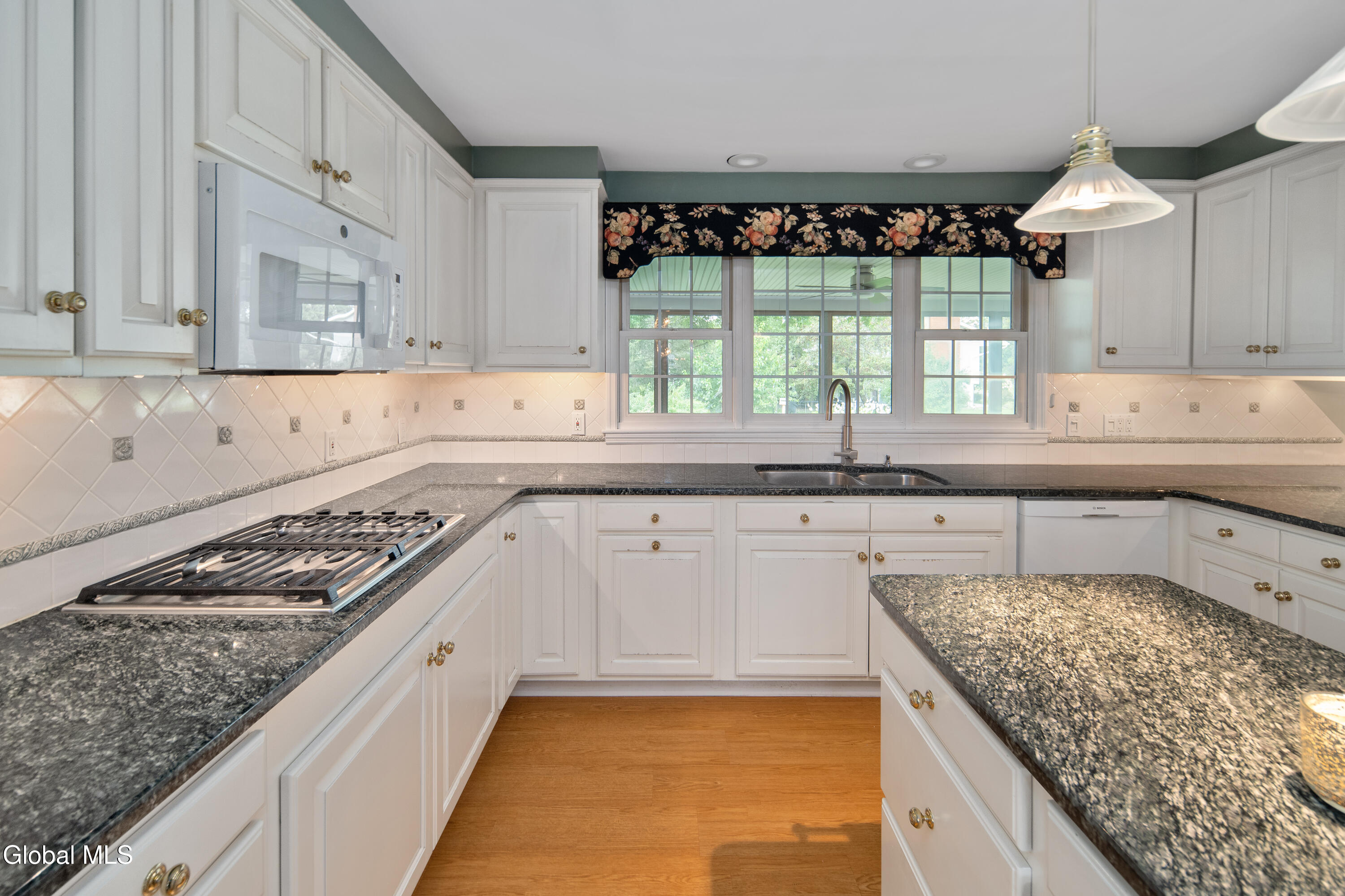27 Frangella Drive Coeymans NY 12045