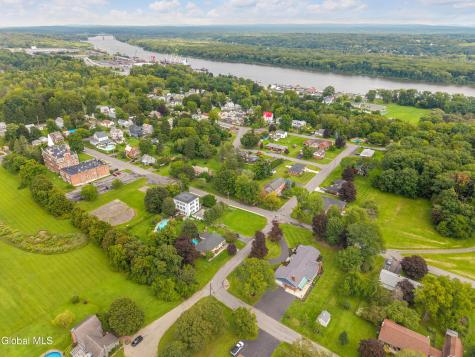 27 Frangella Drive Coeymans NY 12045