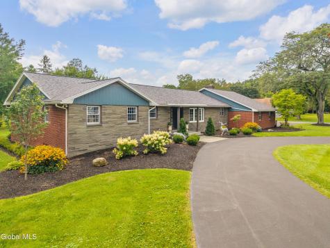 27 Frangella Drive Coeymans NY 12045