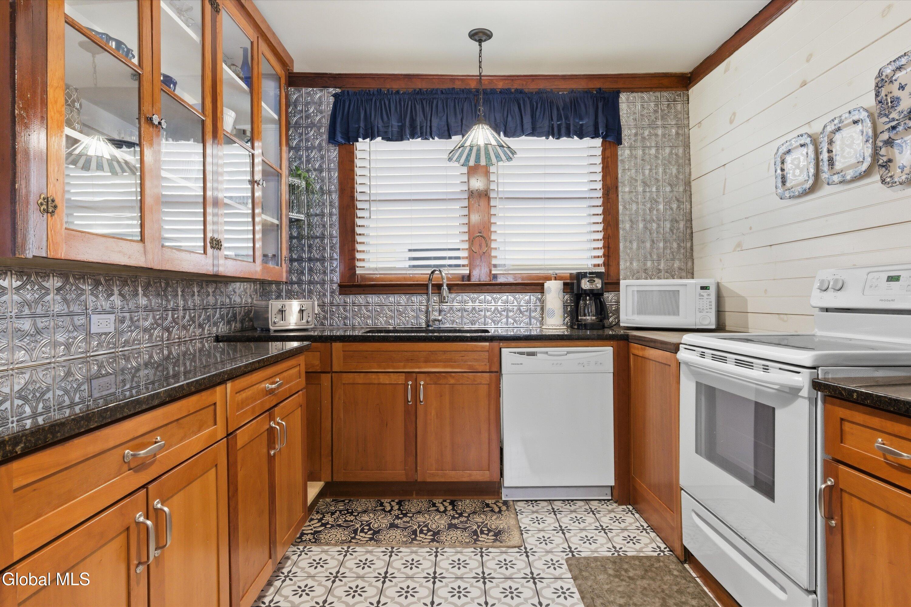 56 Henry Street Saratoga Springs NY 12866