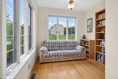 9 Lockwood Place Watervliet NY 12189