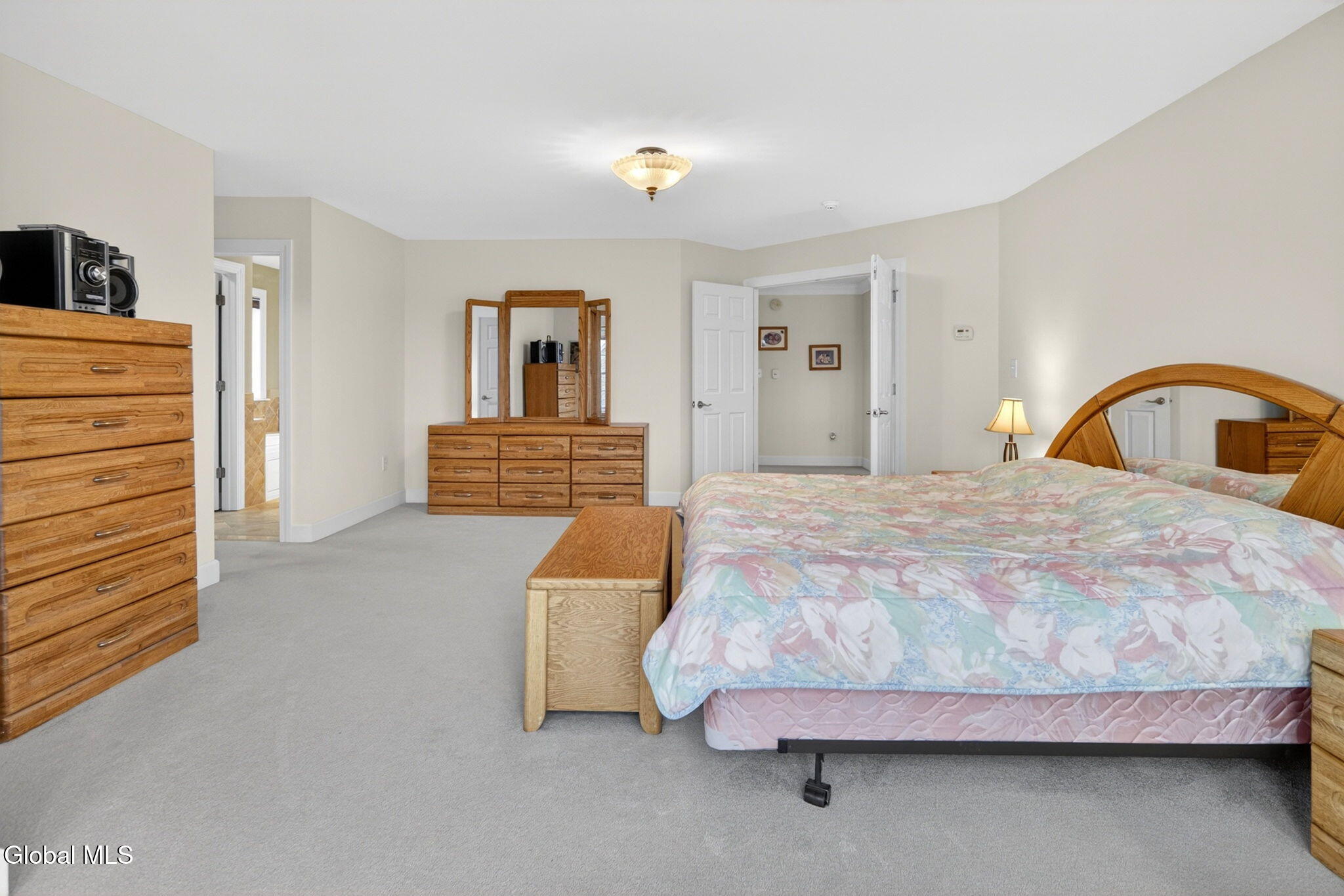 9 Lockwood Place Watervliet NY 12189