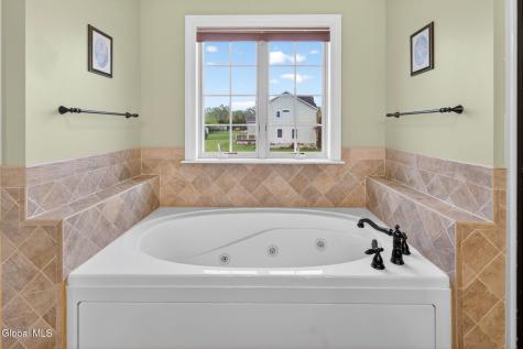 9 Lockwood Place Watervliet NY 12189
