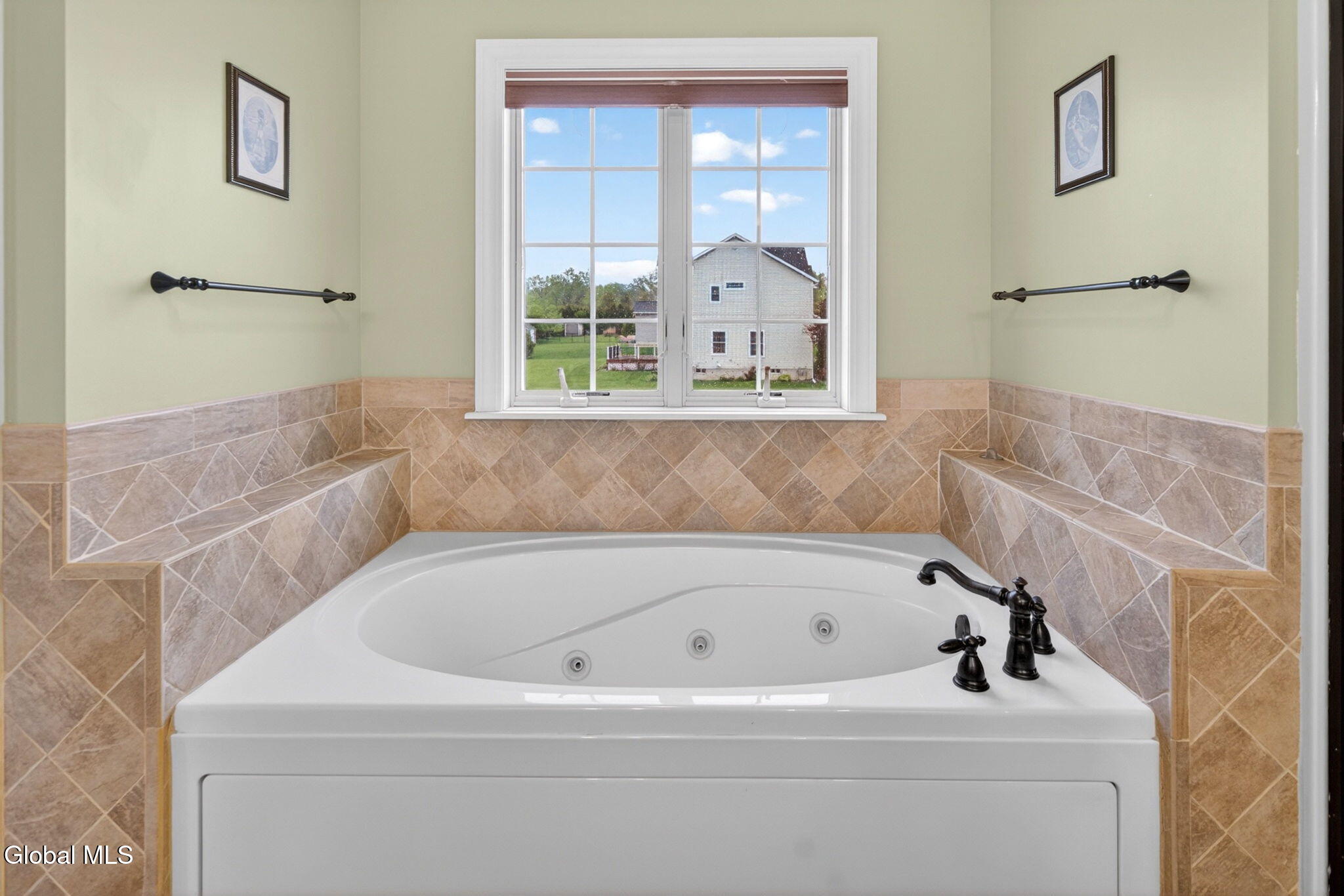9 Lockwood Place Watervliet NY 12189