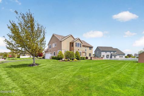 9 Lockwood Place Watervliet NY 12189