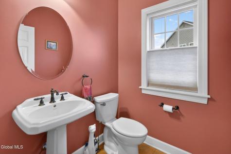 9 Lockwood Place Watervliet NY 12189