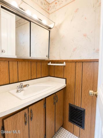 9 Grove Avenue Glens Falls NY 12801