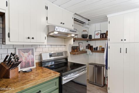 187 E Shore Road Duanesburg NY 12053