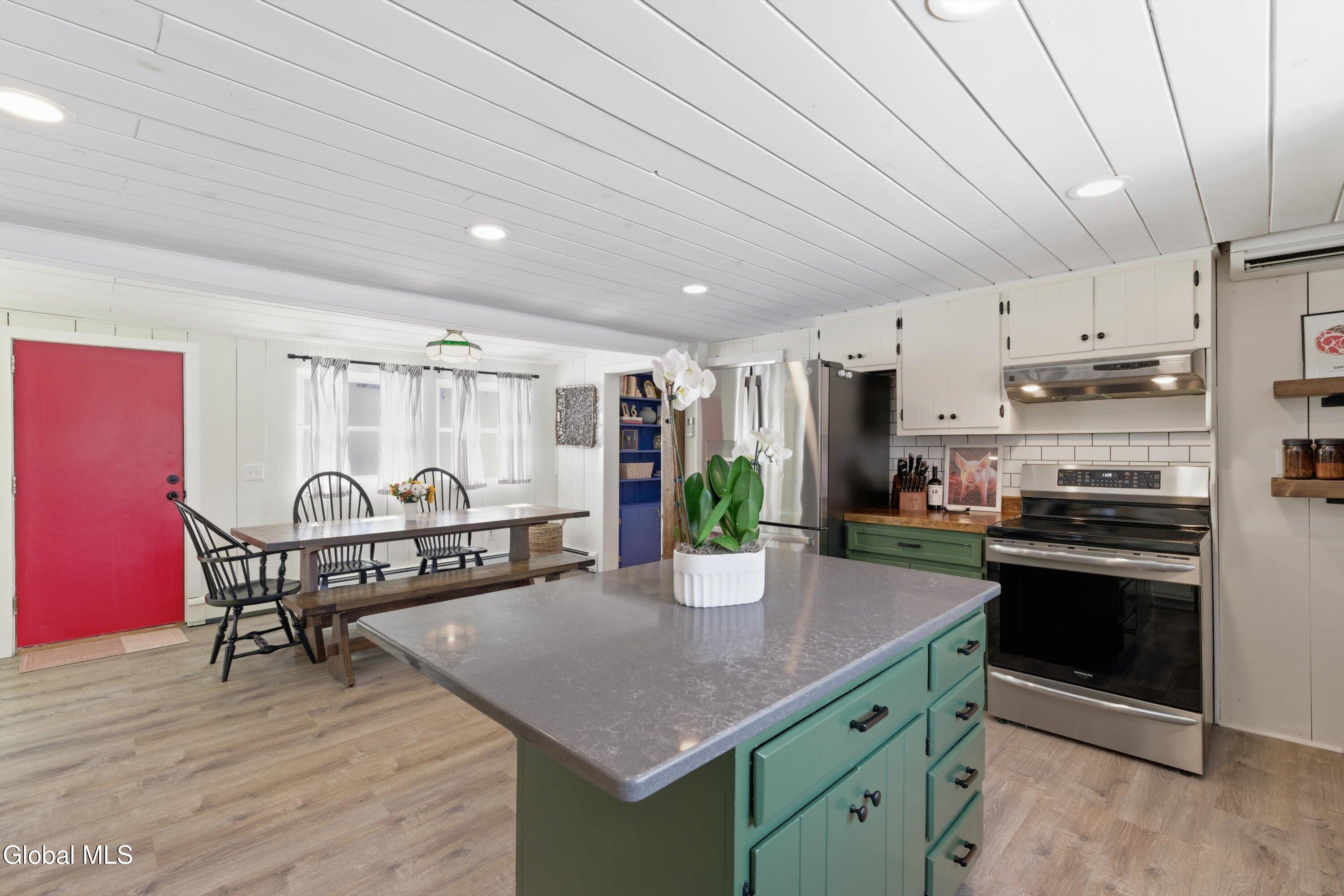 187 E Shore Road Duanesburg NY 12053