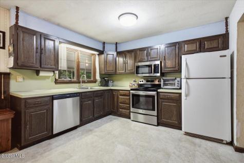 25 Thornberry Drive Glens Falls NY 12801