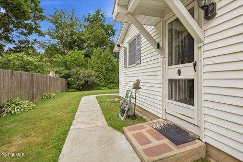 25 Thornberry Drive Glens Falls NY 12801