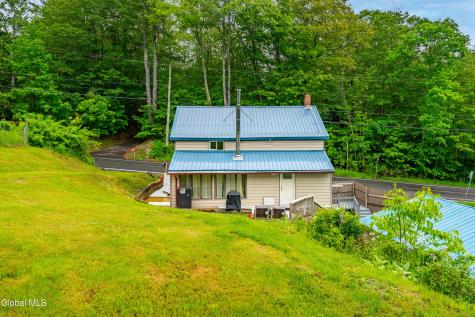 843 New York 43 Stephentown NY 12168