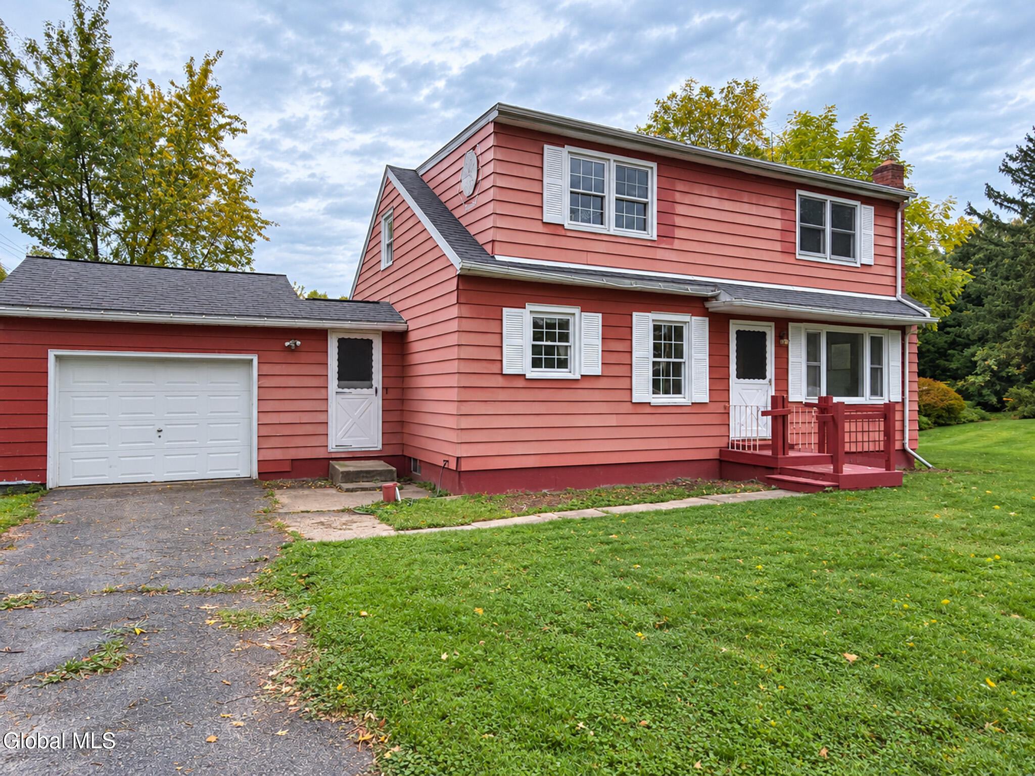 3753 County Route 51 Hannacroix NY 12087