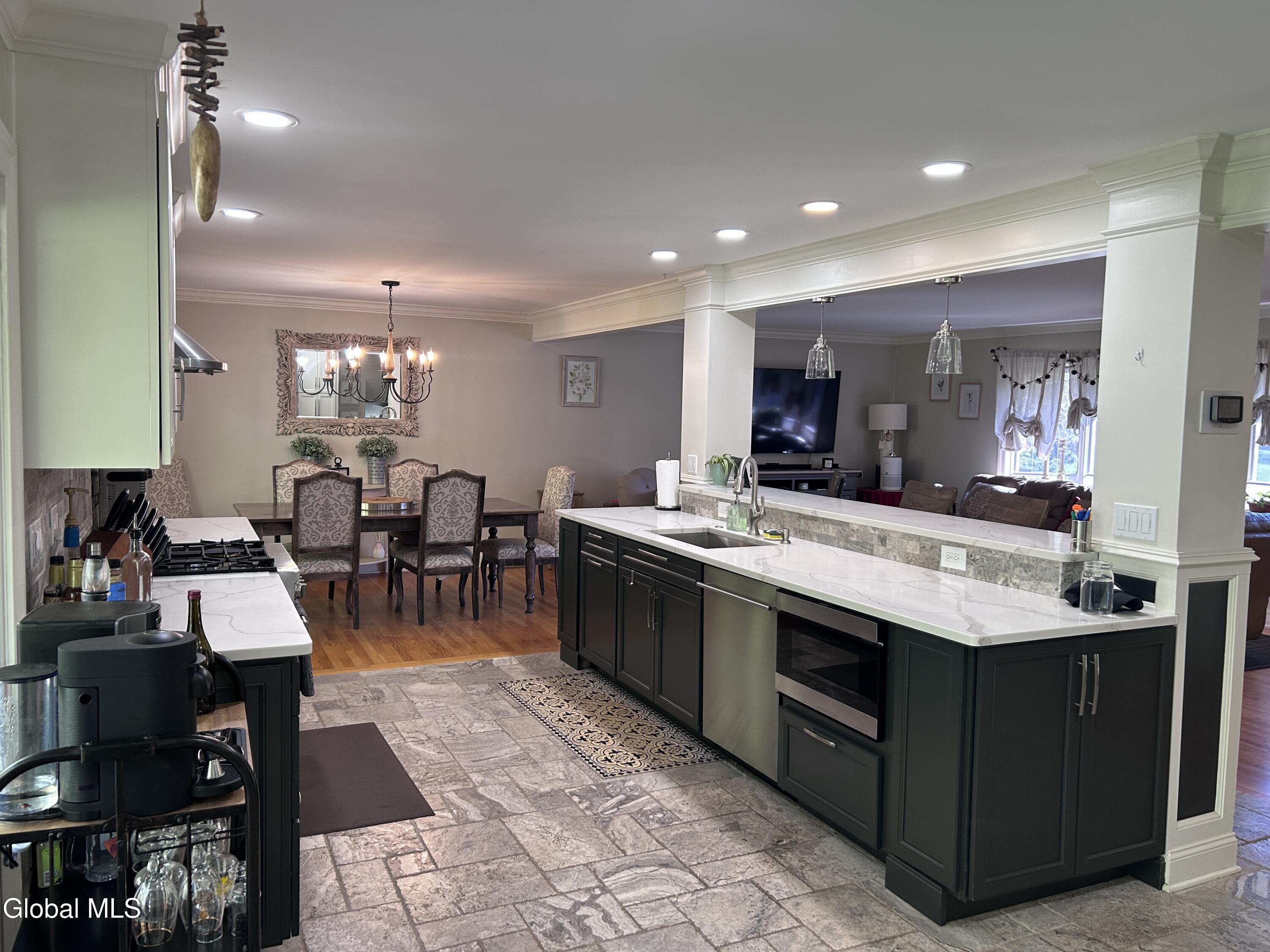 2321 Central Parkway Schenectady NY 12309