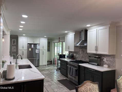 2321 Central Parkway Schenectady NY 12309