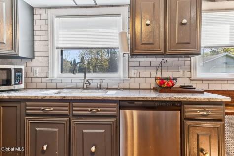 2522 Van Dyke Avenue Rotterdam NY 12306