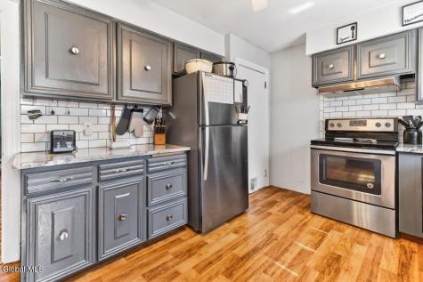 2522 Van Dyke Avenue Rotterdam NY 12306