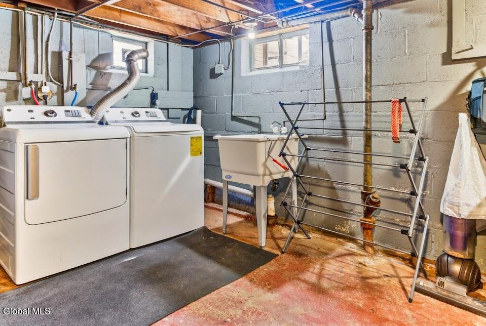 2522 Van Dyke Avenue Rotterdam NY 12306