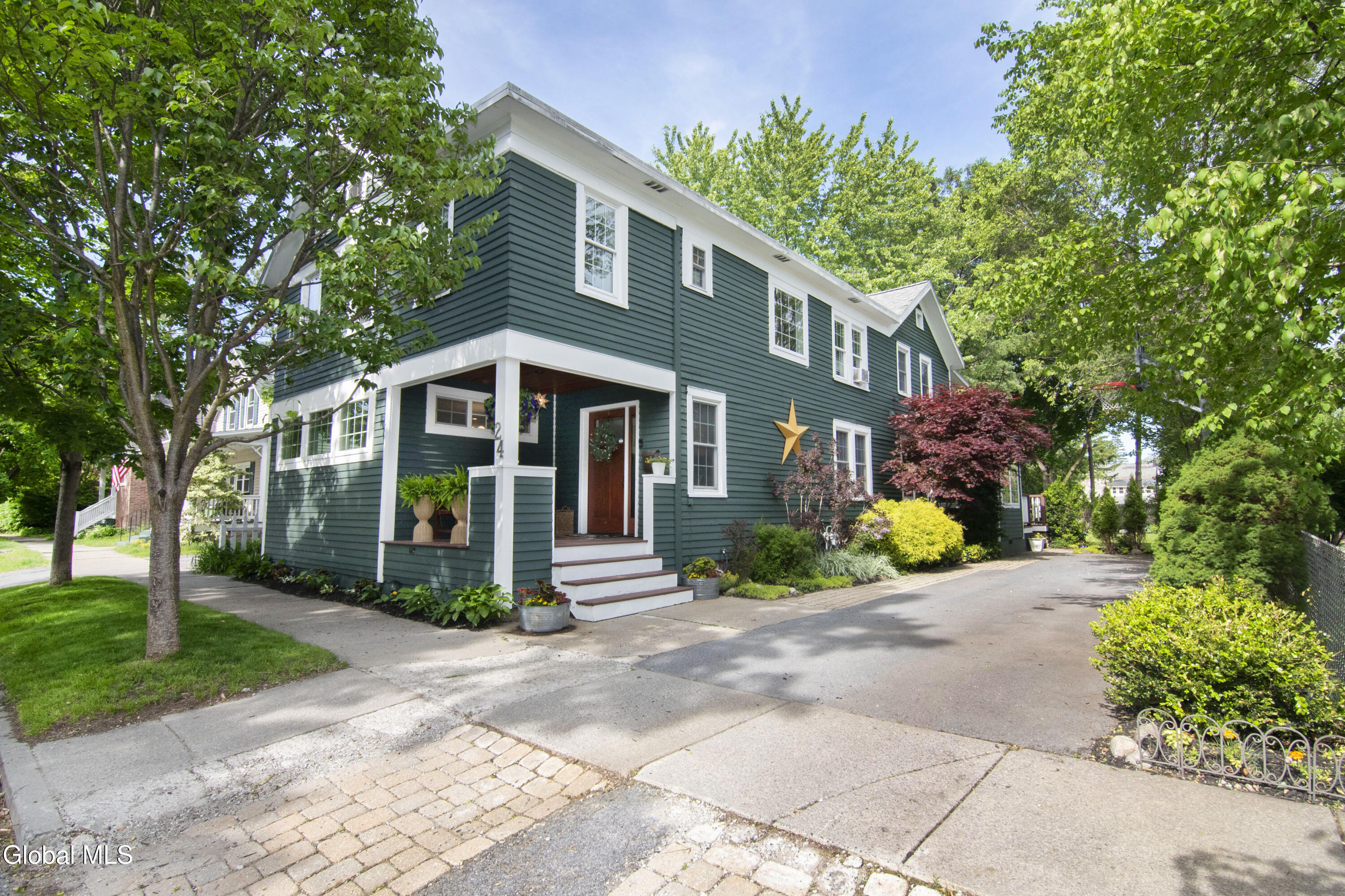 24 Walnut Street Saratoga Springs NY 12866