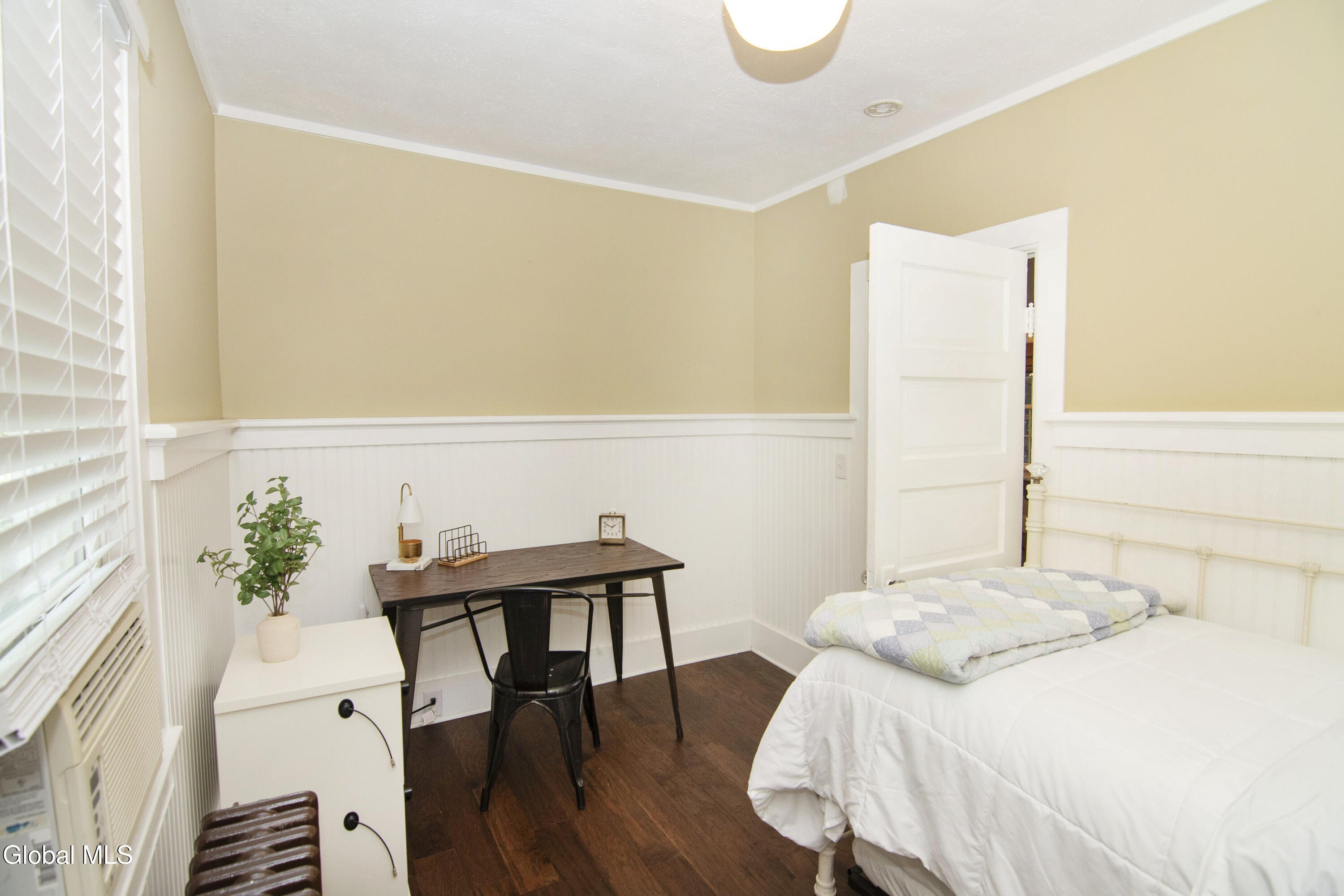 24 Walnut Street Saratoga Springs NY 12866