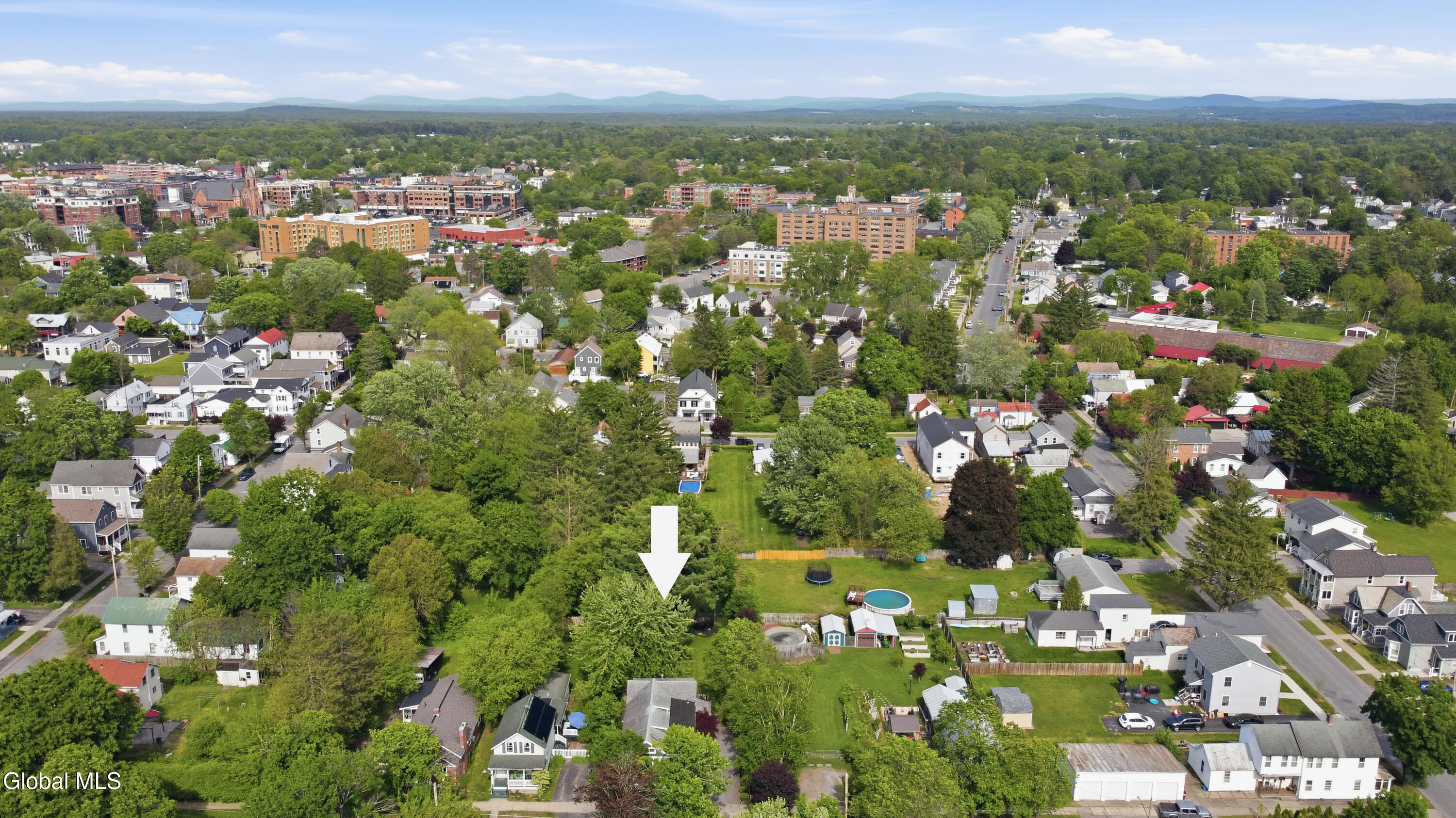 24 Walnut Street Saratoga Springs NY 12866