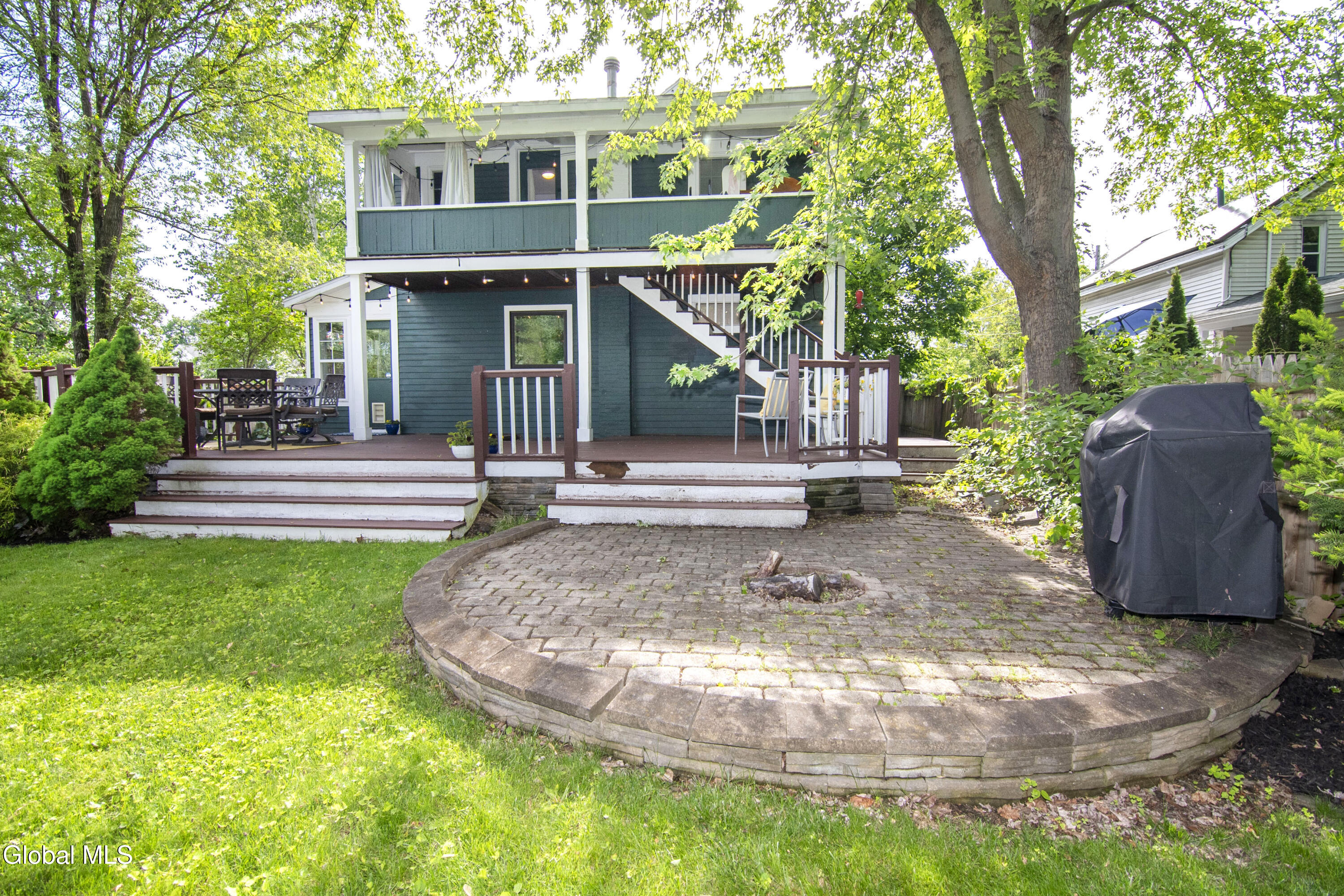 24 Walnut Street Saratoga Springs NY 12866